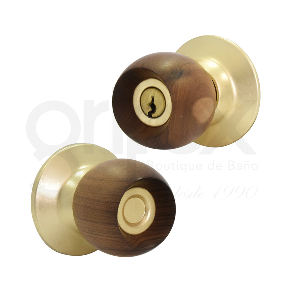 Cerradura. Entrada Madera