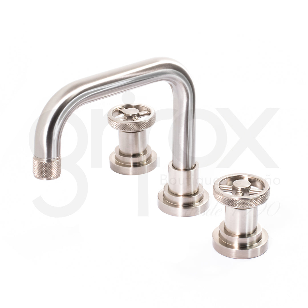 Grifería Para Lavamanos 8"